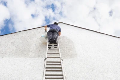 Peinture extérieure à Lanildut — façades et ravalement